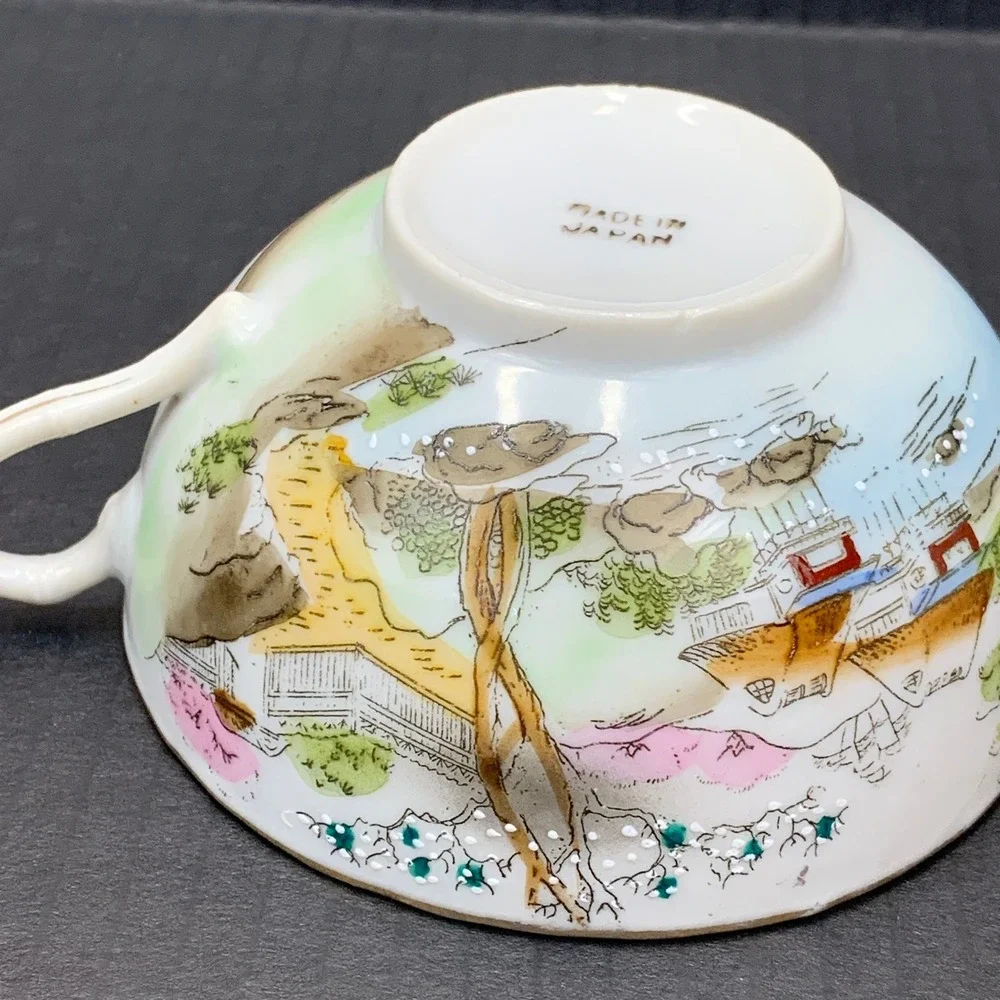 Vintage Made in Japan Porcelain Tea Cups‎ Set of 2 Painted Landscape Gold Trim